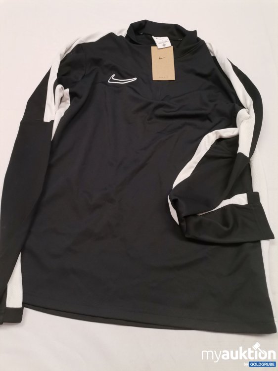 Artikel Nr. 842116 Artikel Nr. 842116: Nike dry fit Oberteil