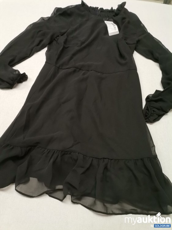 Artikel Nr. 735117 Artikel Nr. 735117: Trendyol Kleid