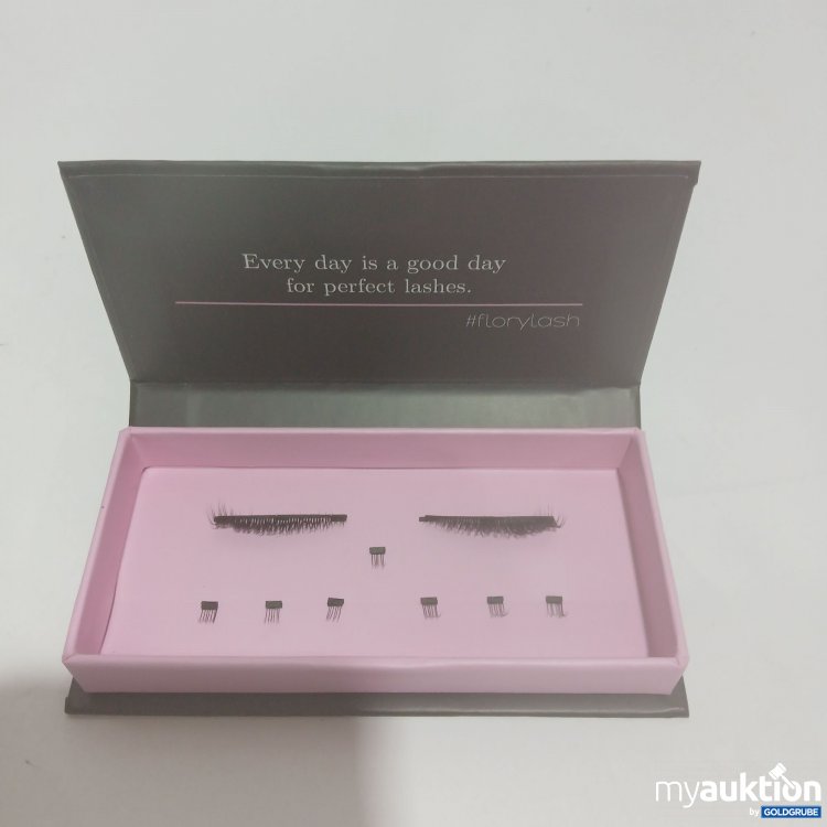 Artikel Nr. 854117 Artikel Nr. 854117: Florylash Cat Eye Look