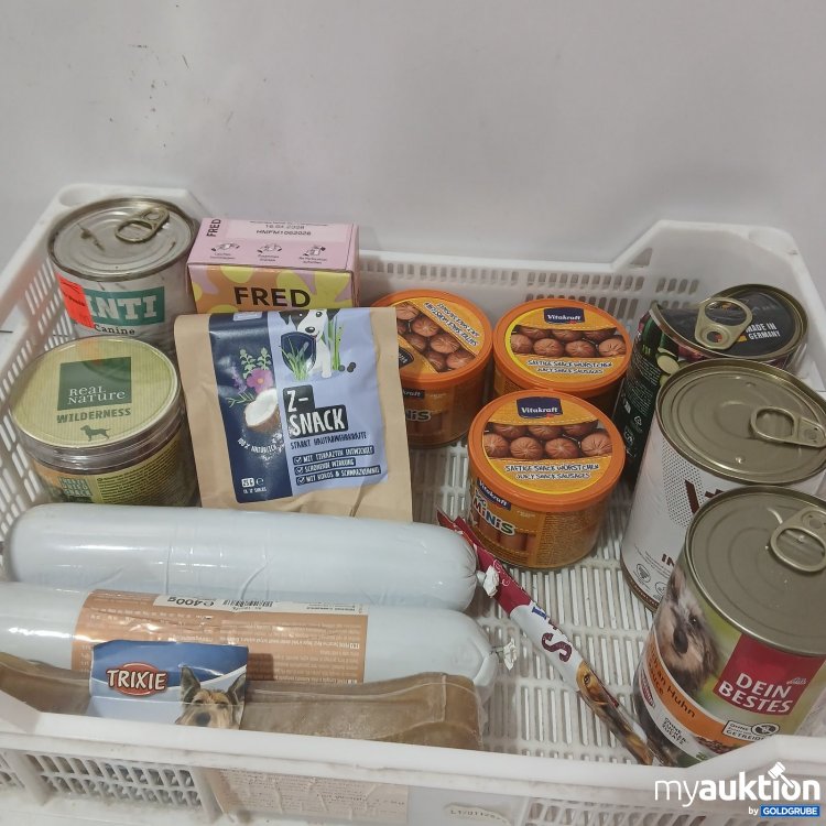 Artikel Nr. 466119:  gemischte Hundefutter Dosen und Snacks