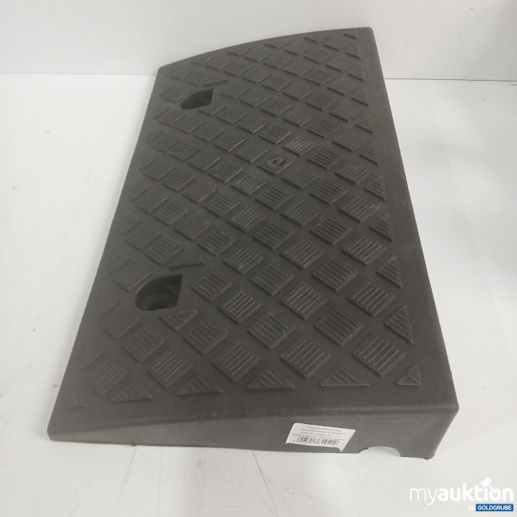 Artikel Nr. 992127 Artikel Nr. 992127: Bordsteinrampe schwarz ca 50x27x7cm