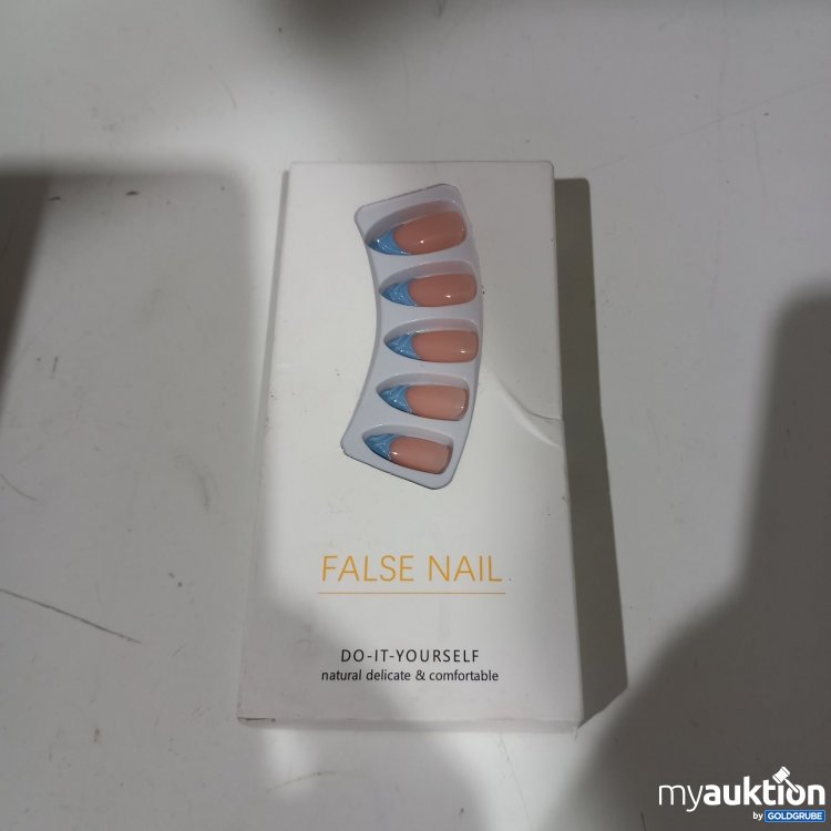 Artikel Nr. 470128 Artikel Nr. 470128: False Nail künstliche Fingernägel