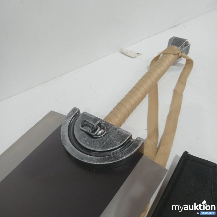 Artikel Nr. 477136 Artikel Nr. 477136: Schwert mit Scheide Gesamtlänge ca. 150cm