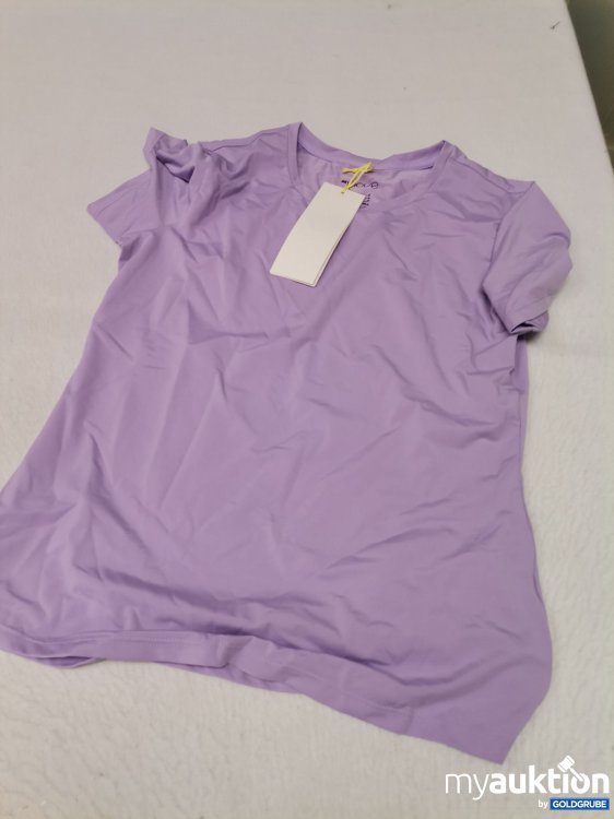 Artikel Nr. 686138 Artikel Nr. 686138: H&M Move Shirt