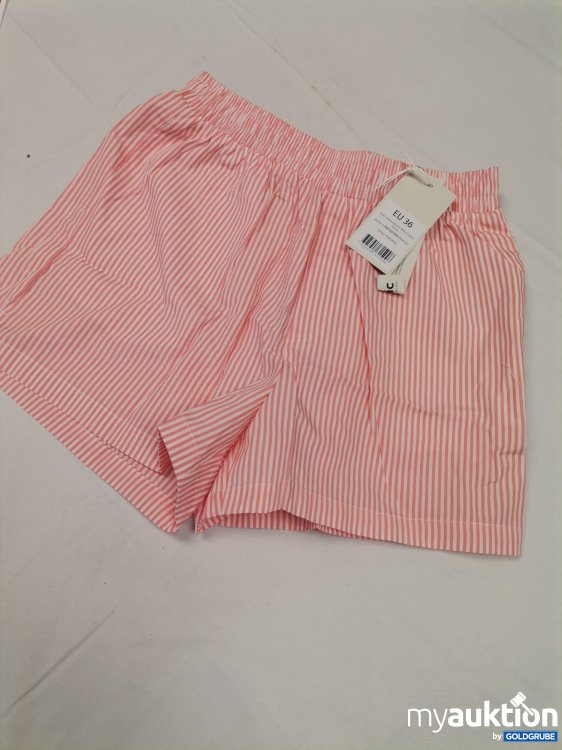 Artikel Nr. 823140 Artikel Nr. 823140: Nakd Shorts