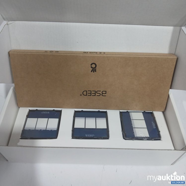 Artikel Nr. 876142 Artikel Nr. 876142: Bseed Switch&Socket 228mm x 86mm x 35mm white/black/gold/grey