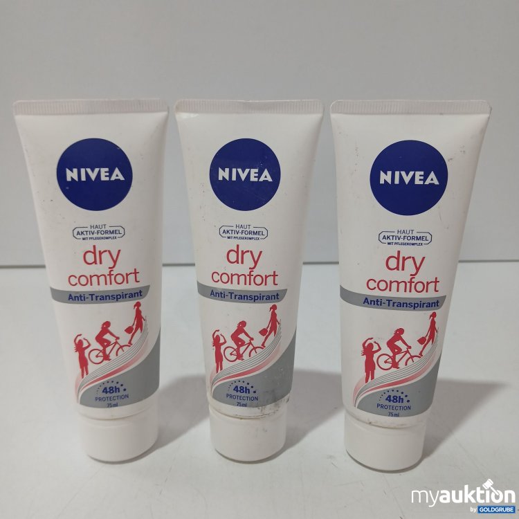 Artikel Nr. 839150 Artikel Nr. 839150: Nivea Dry Comfort Anti-Transpirant 3x75ml