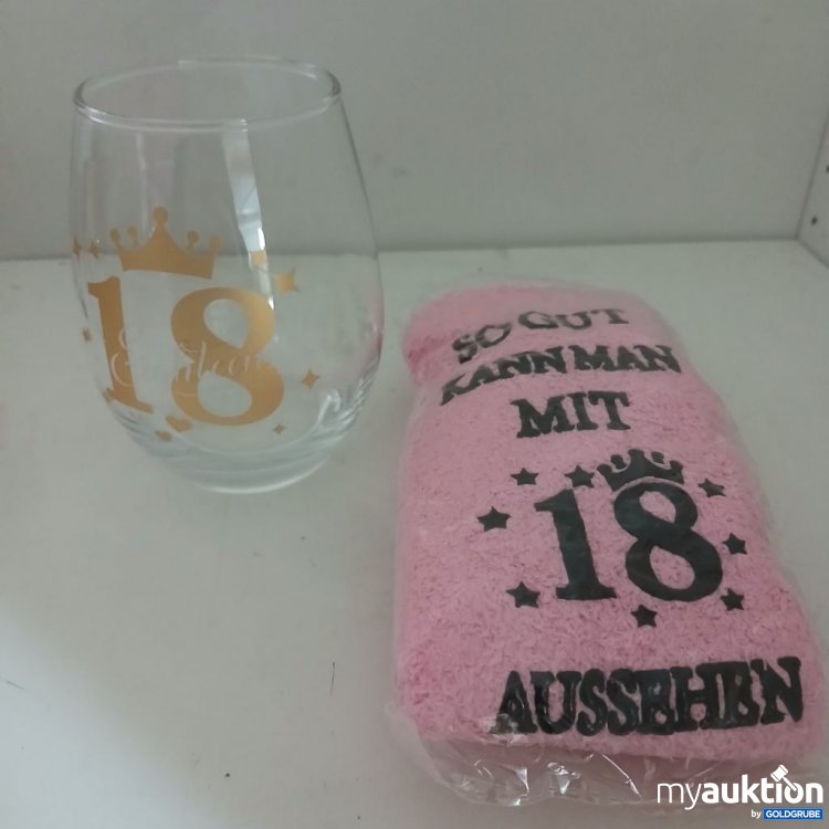 Artikel Nr. 922152: Nuenen Geschenkset 18. glas und Socken