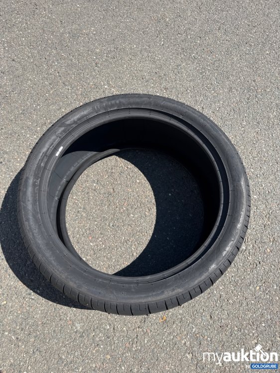 Artikel Nr. 437154: Pirelli P Zero PZ4 325/35R23 111Y Reifen