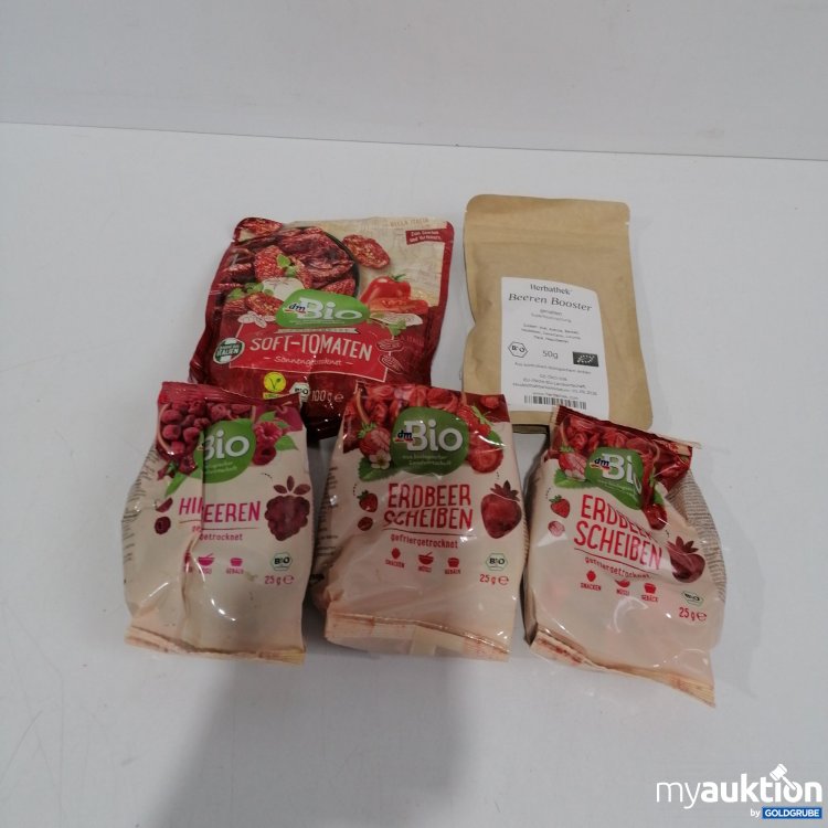 Artikel Nr. 855154: DM Bio getrocknete Himbeere 25g und 2x Erdbeere je 25g, Soft Tomaten 100g, Beeren Booster gemahlen 50g