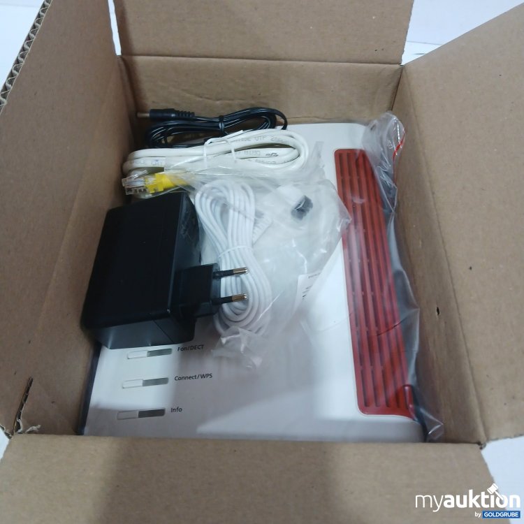 Artikel Nr. 445155: FRITZ!Box 7590 Router mit Netzteil, DSL- und LAN-Kabel