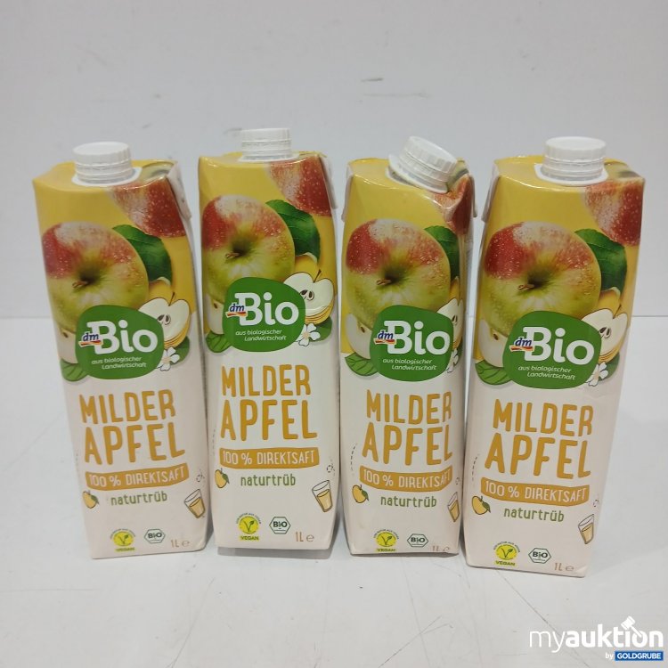 Artikel Nr. 478155 Artikel Nr. 478155: dm Bio 4 x Milder Apfel 100 % Direktsaft naturtrüb 1 l