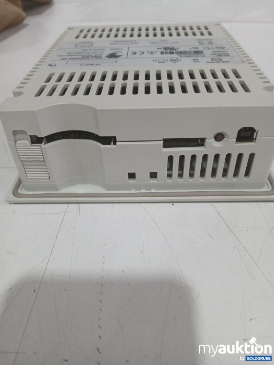 Artikel Nr. 995155 Artikel Nr. 995155: Eaton XV-102 HMI-Bedienpanel mit einem TFT-Farbdisplay.
