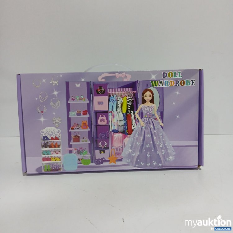 Artikel Nr. 813156 Artikel Nr. 813156: Doll Wardrobe