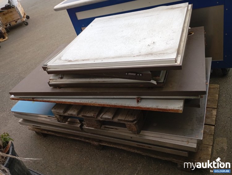 Artikel Nr. 471159: Metallplatten und Türen verschiedene Größen