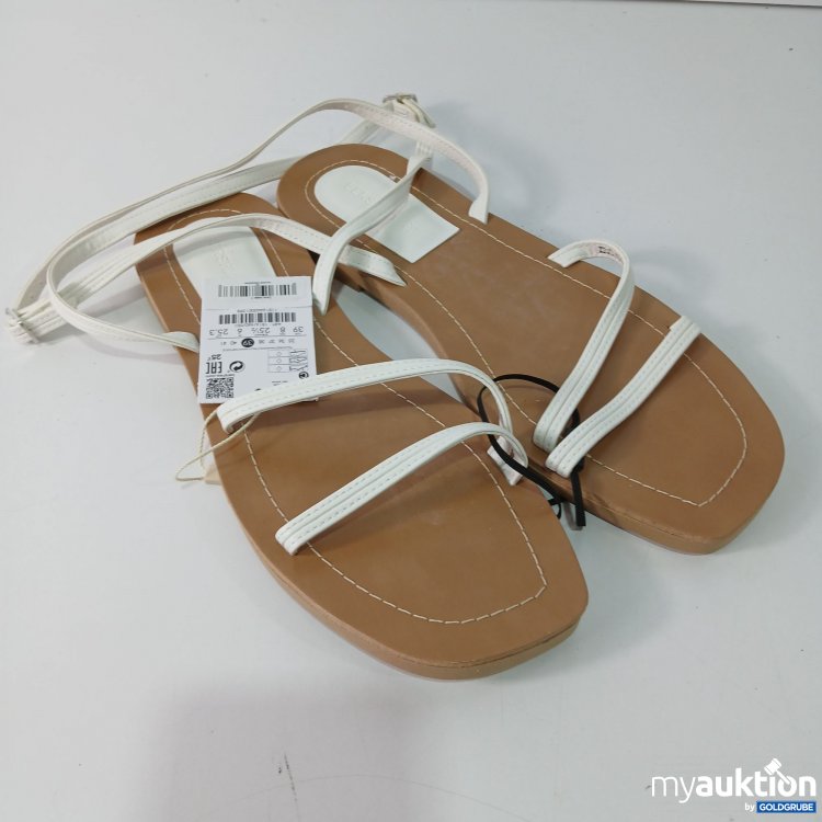 Artikel Nr. 360160 Artikel Nr. 360160: Bershka Damen Sandale 39