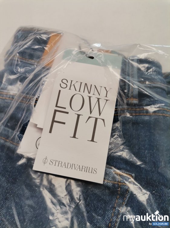 Artikel Nr. 842161: Stradivarius Jeans 