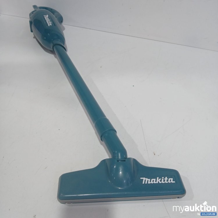 Artikel Nr. 399162 Artikel Nr. 399162: Makita Akku Staubsauger CL108FD laut Foto