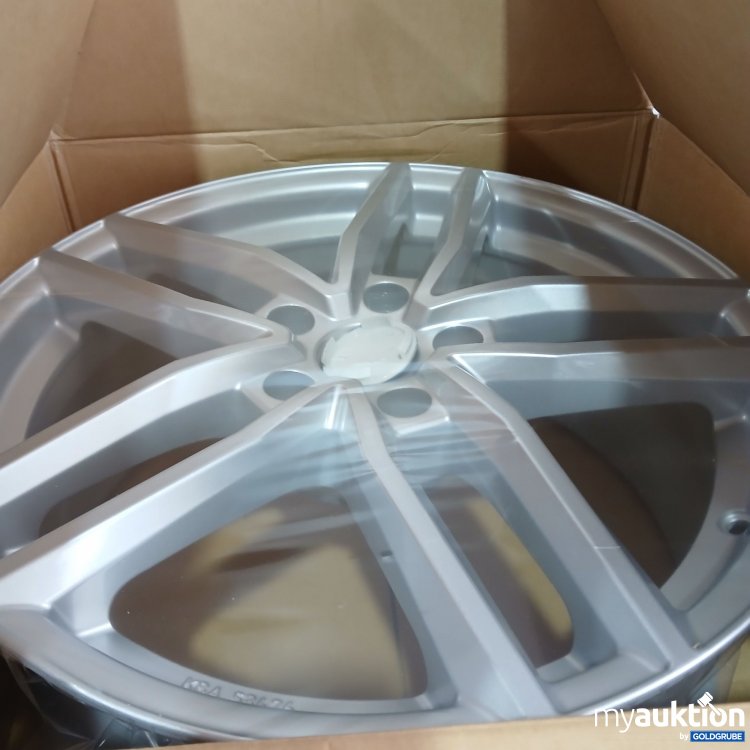 Artikel Nr. 444163: Dezent TTRF8SA38 TR Silver 7.50JX18H2 112.0x5 18" 