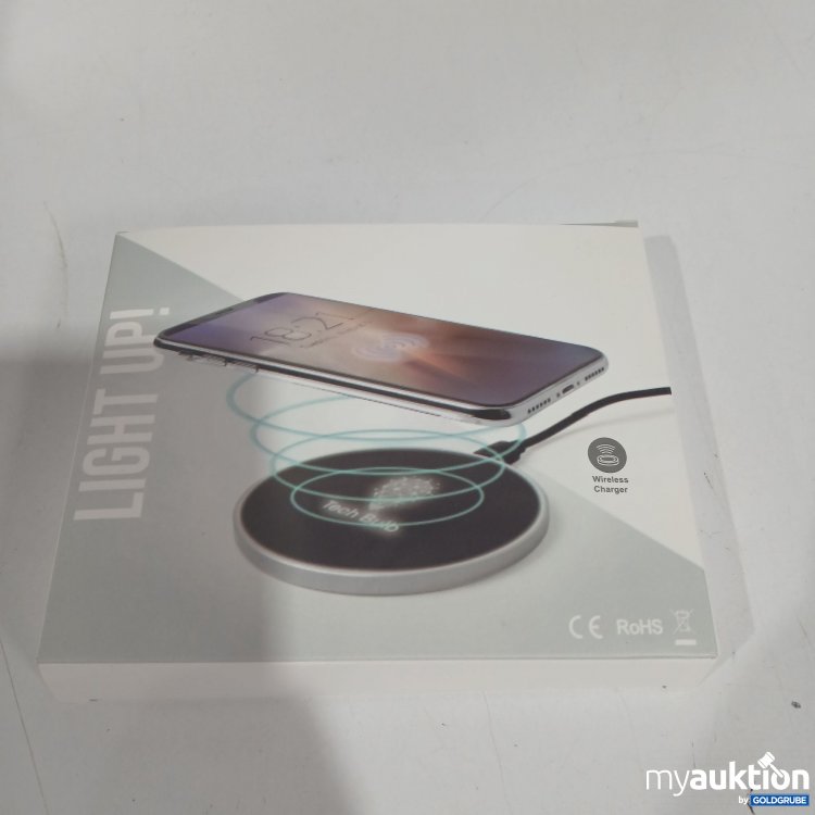 Artikel Nr. 818164 Artikel Nr. 818164: Light Up Wireless Charger