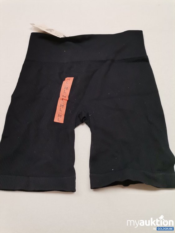 Artikel Nr. 648166 Artikel Nr. 648166: Bershka Shorts