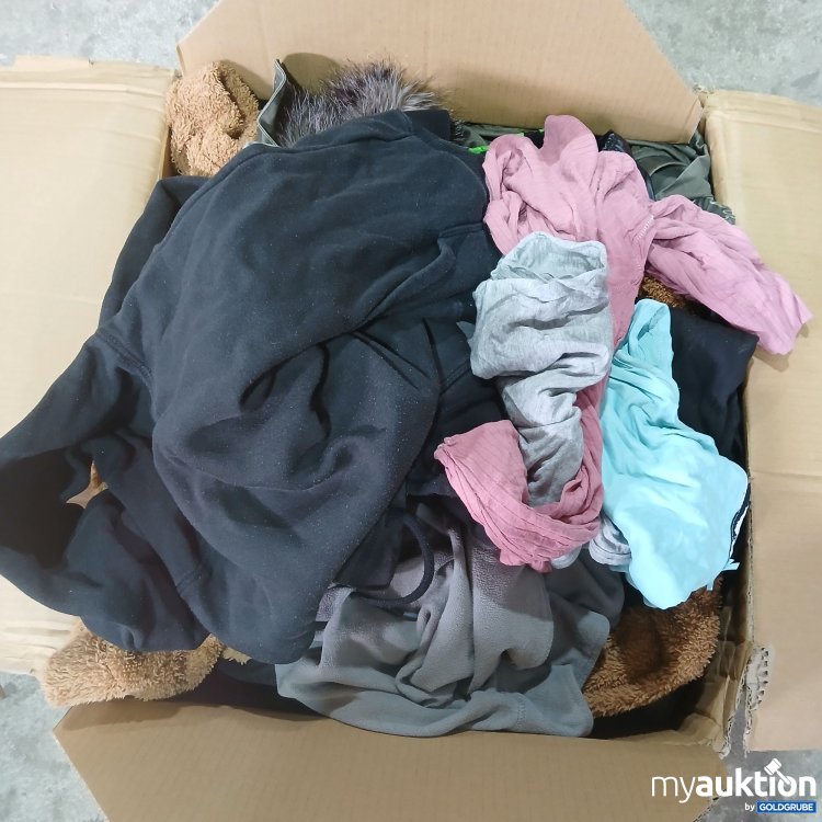 Artikel Nr. 443167: Diverse Bekleidung gebraucht 