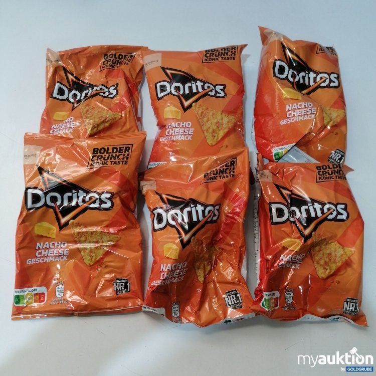 Artikel Nr. 950168 Artikel Nr. 950168: Doritos Nacho Cheese Geschmack 6x110g