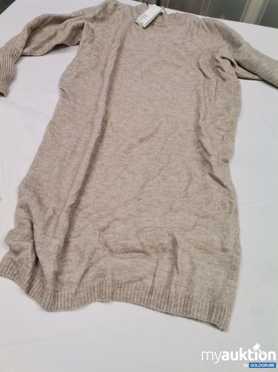 Artikel Nr. 864171 Artikel Nr. 864171: H&M Strickkleid