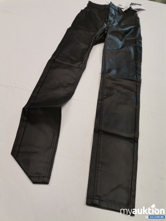 Artikel Nr. 842176: Stradivarius Hose Lederoptik 