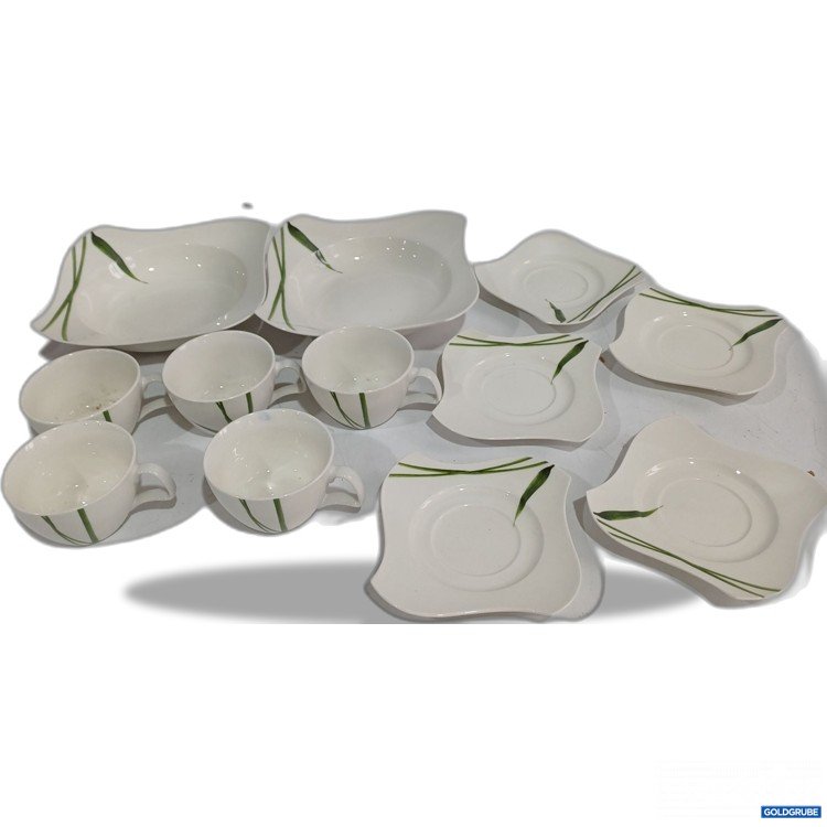 Artikel Nr. 962177: Geschirrset, 2x Suppenteller, 5xTassen, 5x Unterteller 