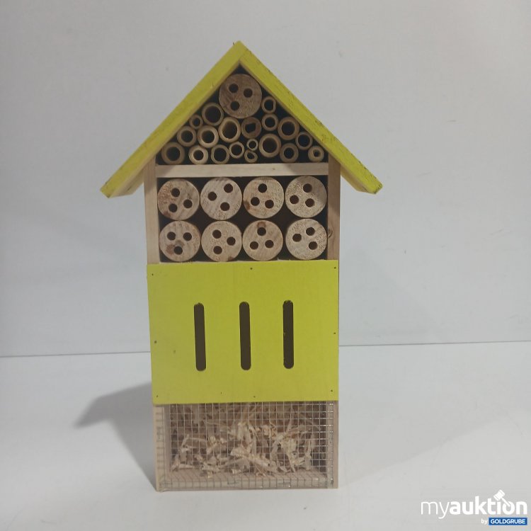 Artikel Nr. 900178: Insektenhotel mit gelben Dach ca. 38cm 