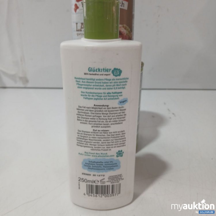 Artikel Nr. 933180: Rinti Kennerfleisch mit Lamm 400g & WOW Dog 800g und ein Hundeshampoo vegan