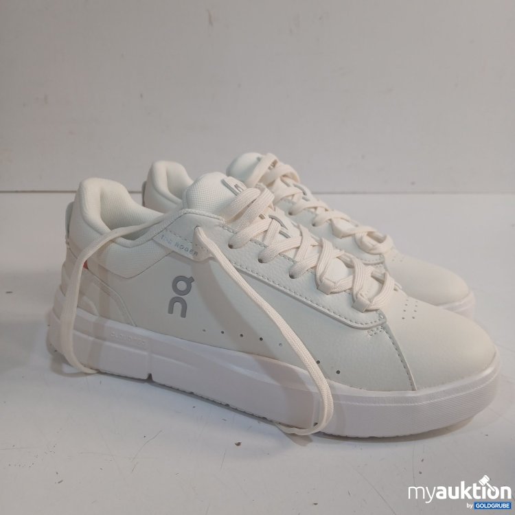 Artikel Nr. 526182: On THE ROGER Advantage Damen Sneaker Ivory