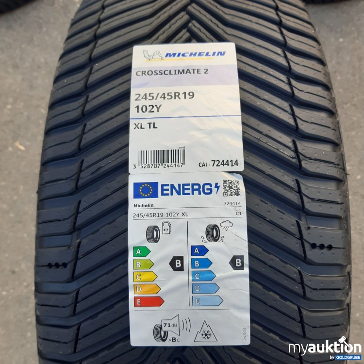 Artikel Nr. 439183: Michelin Crossclimate 2 245/45R19 102Y XL 