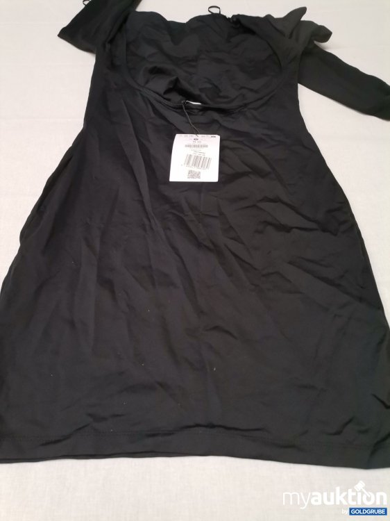 Artikel Nr. 706186 Artikel Nr. 706186: Bershka Kleid