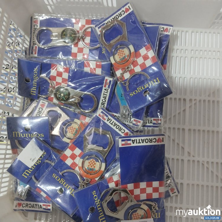 Artikel Nr. 466187 Artikel Nr. 466187: 1 Posten Schlüsselanhänger Kroatien mit Flaschenöffner