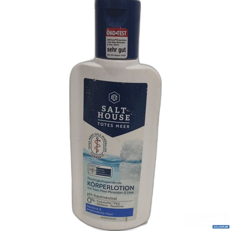 Artikel Nr. 904187: Salt House Körperlotion
Feuchtigkeitsspendende Körperlotion mit Mineralien aus dem Toten Meer 250ml