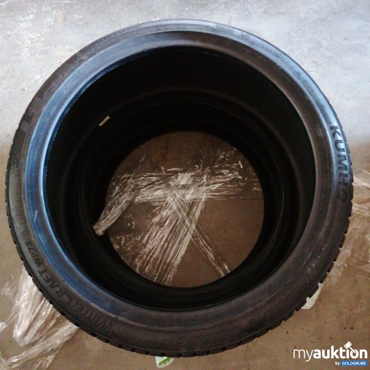 Artikel Nr. 509188 Artikel Nr. 509188: Kumho 235/35R19 M+S Reifen 2Stk