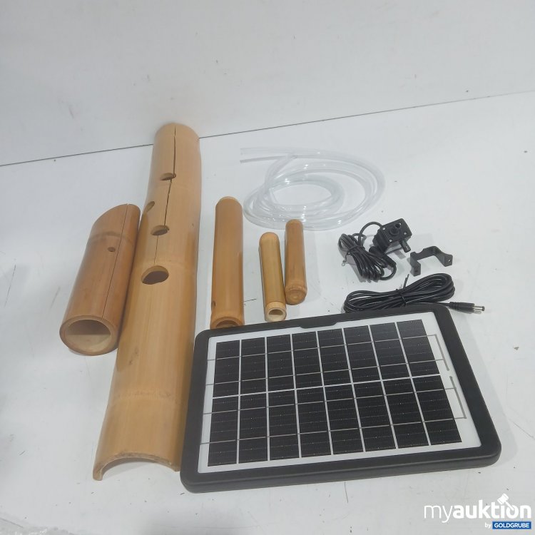 Artikel Nr. 465189 Artikel Nr. 465189: Solarbetriebener Outdoor Wasserbrunnen mit Schaukel - Bambus Design