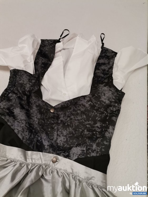 Artikel Nr. 686197 Artikel Nr. 686197: Naber Dirndl mit Bluse