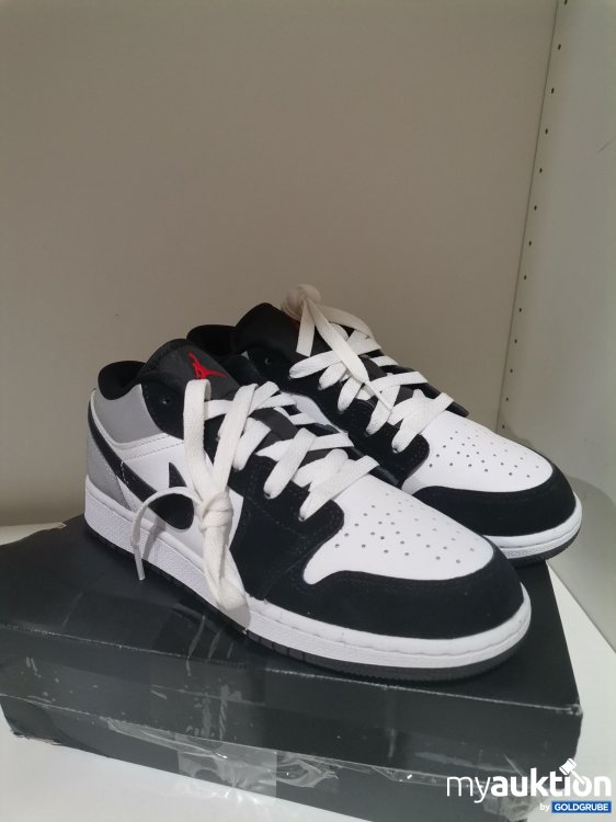 Artikel Nr. 856198 Artikel Nr. 856198: Air Jordan 1 low se