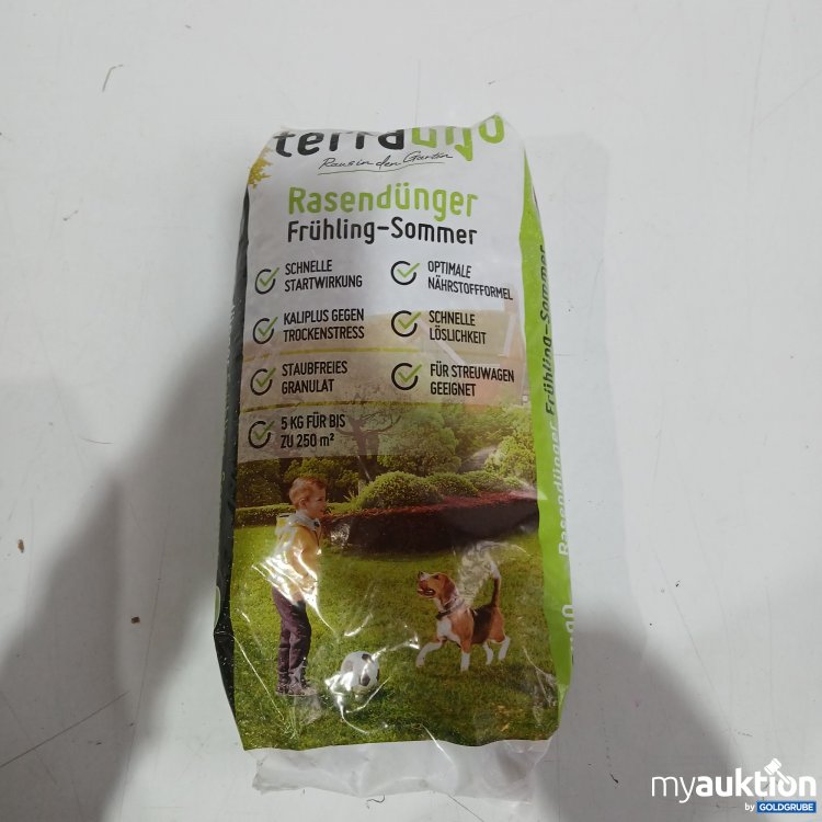 Artikel Nr. 956202: Terrauno Rasendünger Frühling-Sommer 5kg