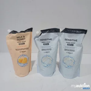 Artikel Nr. 478203: amazon Hand Soap Refill Milk & Honey und Sensitive 1l