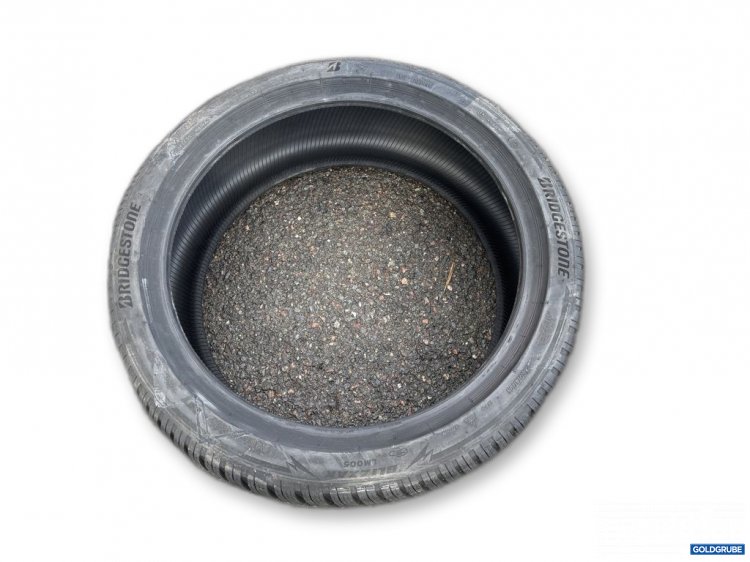 Artikel Nr. 524204: Bridgestone Blizzak LM005 215/45 R20 95T XL