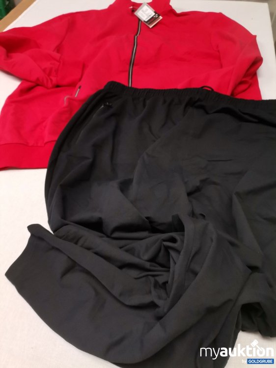 Artikel Nr. 716205 Artikel Nr. 716205: Freizeitanzug