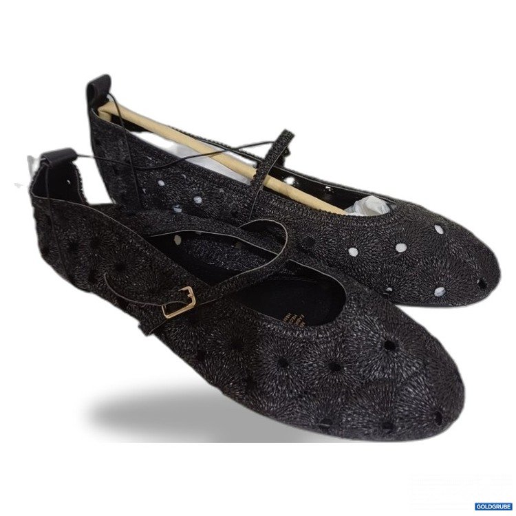 Artikel Nr. 997206 Artikel Nr. 997206: H&M schwarze Damen Ballerinas mit Lochmuster Größe 40