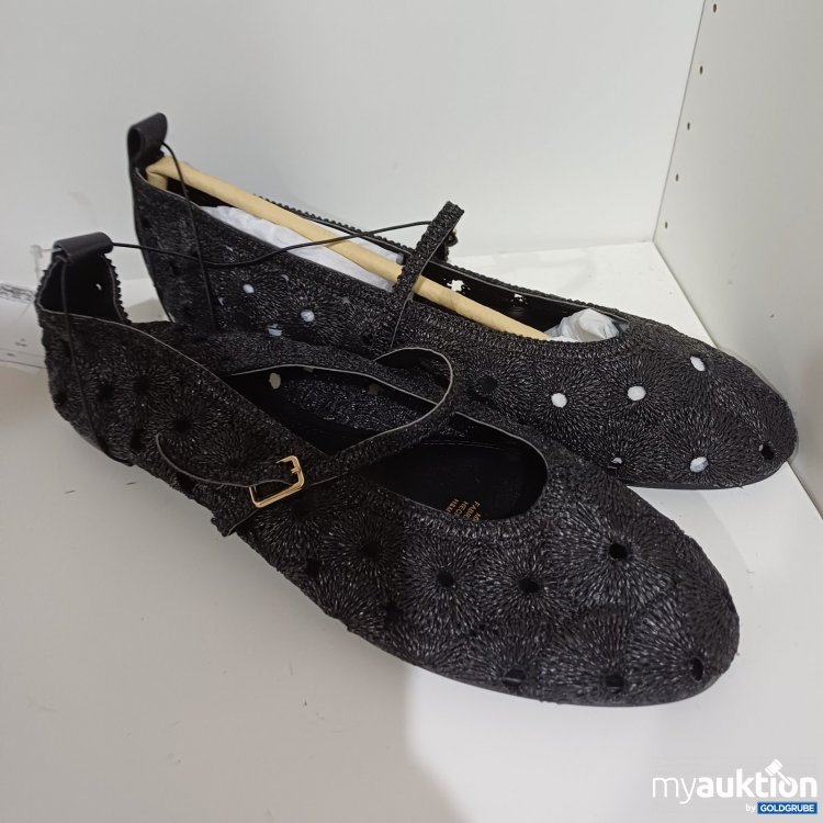 Artikel Nr. 997206 Artikel Nr. 997206: H&M schwarze Damen Ballerinas mit Lochmuster Größe 40