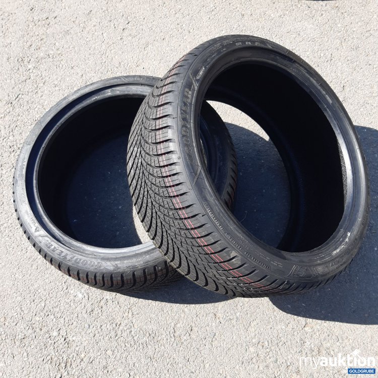 Artikel Nr. 439208 Artikel Nr. 439208: GoodYear 225/40R18 92Y 2 Stück