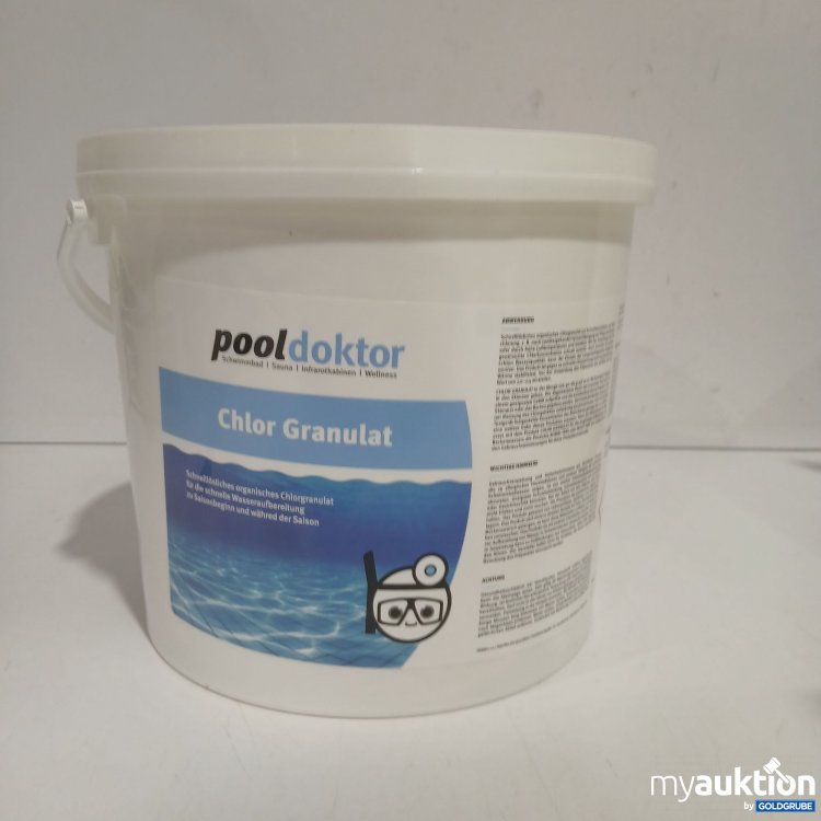 Artikel Nr. 888211 Artikel Nr. 888211: Pool Doktor Chlor Granulat 5kg