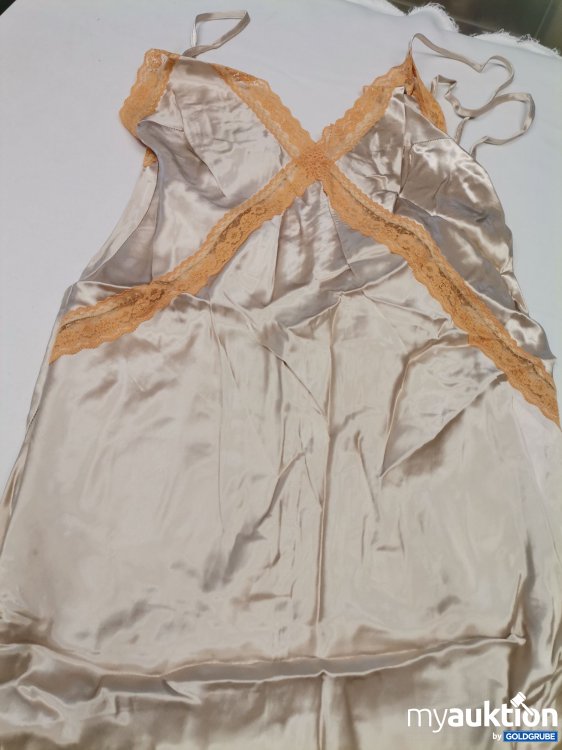 Artikel Nr. 670212 Artikel Nr. 670212: Nakd Satin Dress